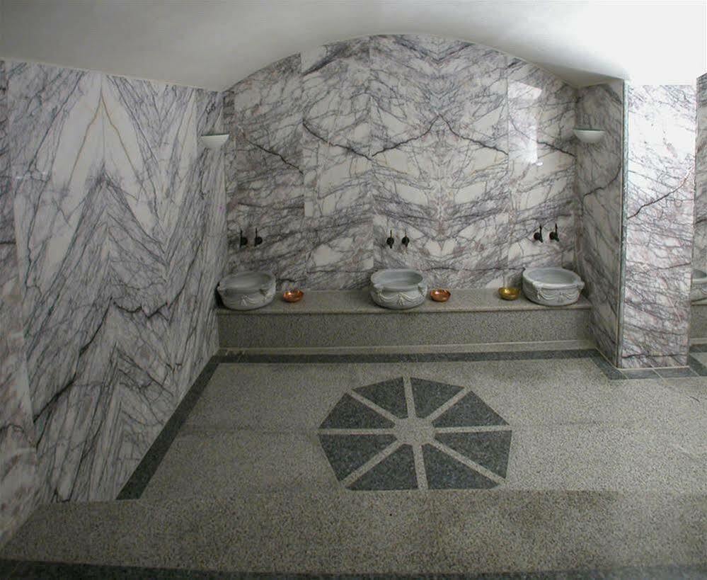 Hotel Atlas Мюнхен Екстериор снимка